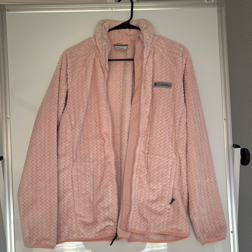 Columbia Women's Soft Pink Teddy Jacket - Picture 4 of 4